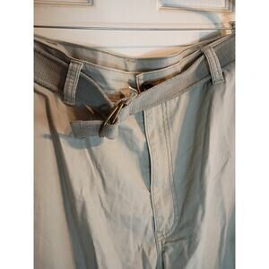 Levi's Cargo Shorts Sz 42 Beige Belted Pockets Hiking Outdoors